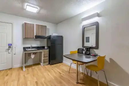 Studio 6 Dallas, TX - 23