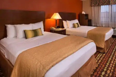 Best Western Ambassador Inn & Suites - 2