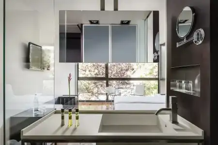 Ikonik Anglí - 49