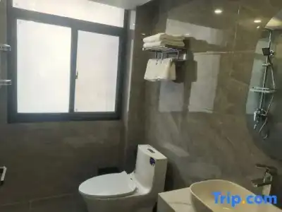 Busan Amare - 102