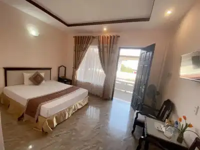 Song Huong Hue - 32