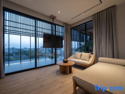 Shan Villas Sukhumvit - 236