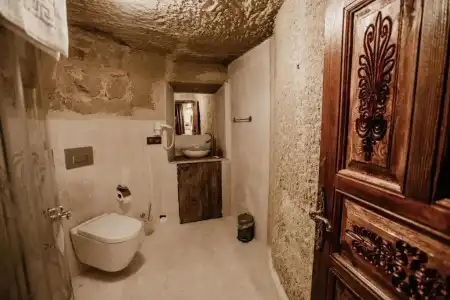 Romantic Cave - 61