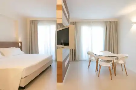 Mistral - 40
