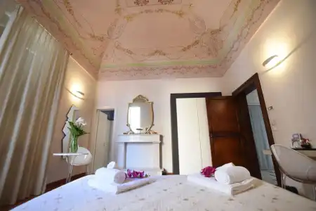 Barone Liberty & Luxury SPA-Boutique - 1