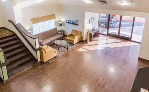 Sky Harbor Airport Inn - 11