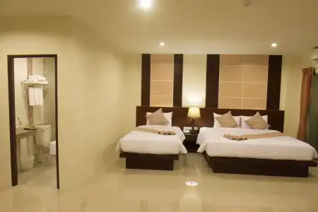Peak Boutique City - 4