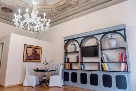 N4U Guest House - 57