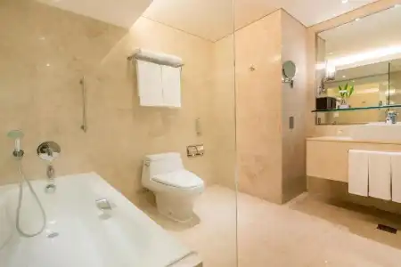 Holiday Inn Bangkok Silom by IHG - 37