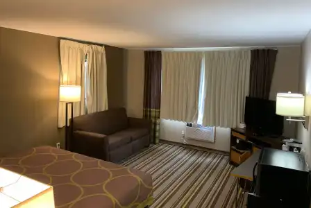 Super 8 by Wyndham Durango - 4