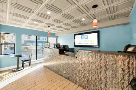 SureStay by Best Western San Francisco Marina District - 17