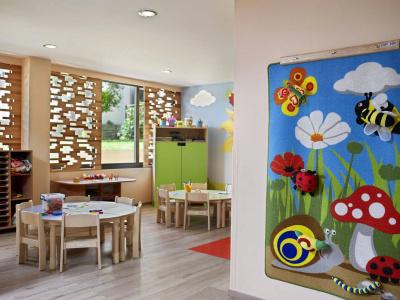 Roda Beach Resort & Spa - 21