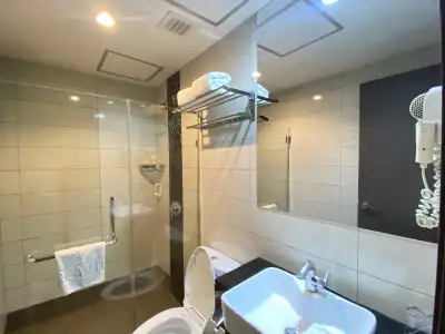 Dreamtel Kota Kinabalu - 32