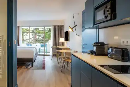Staybridge Suites Cannes Centre by IHG - 61