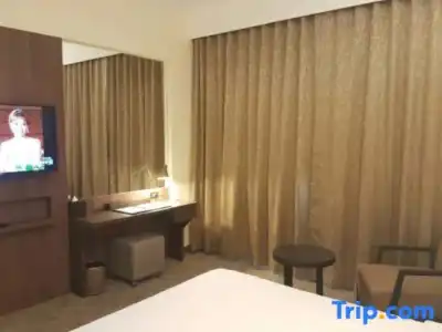Louis' Tavern Don Muang - 60