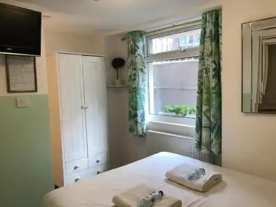 Grand Pier Guest House - 29