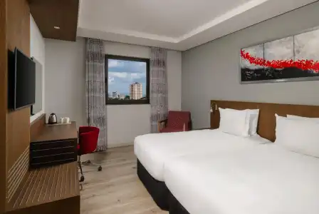 Crowne Plaza DAR ES SALAAM by IHG - 34