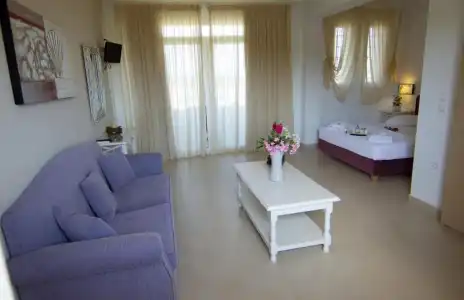 Sunny Hill Studios - 121