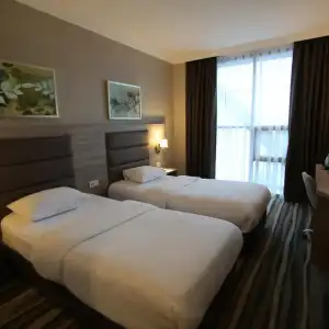 Excellence Inn - 10
