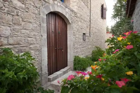 Oinoessa Traditional Boutique Houses - 70