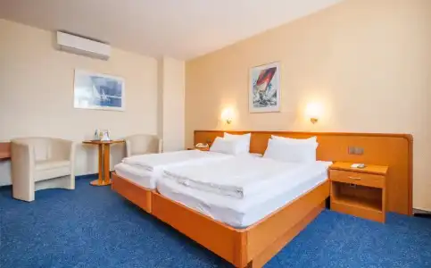 Sure by Best Western Wilhelmshaven City - 72