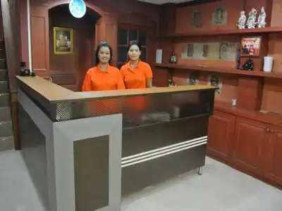 Silla Patong Boutique - 14
