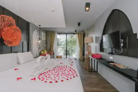 Patong Signature Boutique - 53