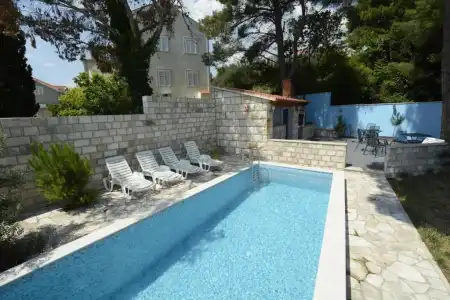 Villa Avantgarde - 11