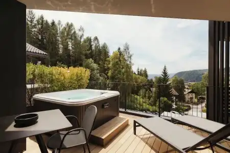 Waldrast - Forestside Living - 39