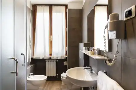 Ariston & Spa - 87