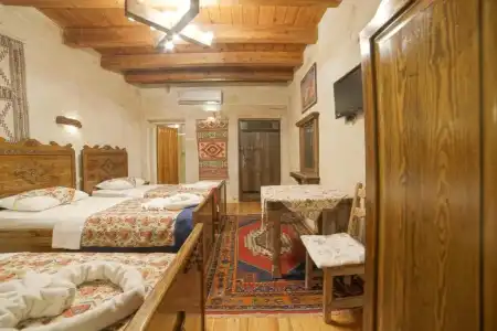 Safran Cave - 53