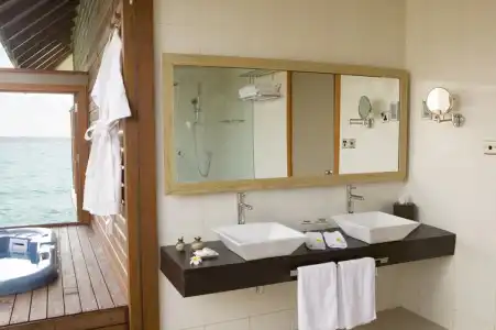 Veligandu Maldives Resort Island Resort - 10
