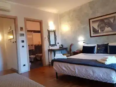 Aurelia Garden Gold Bed & Breakfast - 18