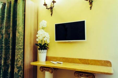Impero Vaticano Suites Guest House - 82