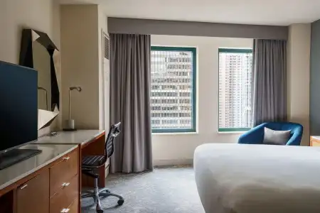 Sheraton Grand Chicago Riverwalk - 77