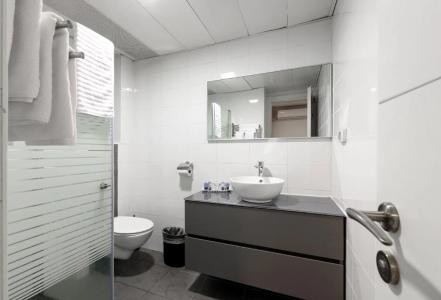 Sea Land Suites - 8