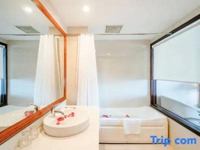 Galliot Nha Trang - 150