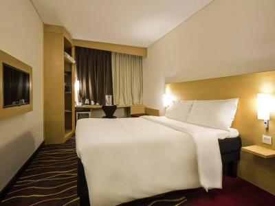 Ibis Seef - 4