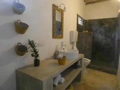 Bahari Beach Bungalows - 3