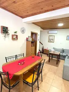 Shkodra Guesthouse - 32