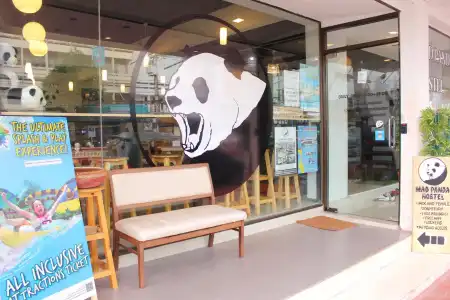 Mad Panda Hostel - 13