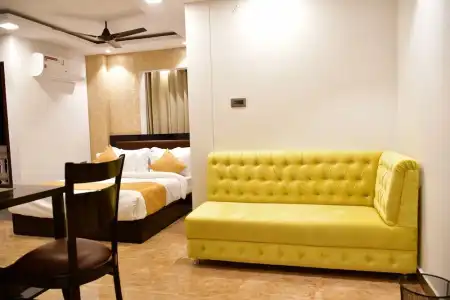Grand Lotus Inn - 65