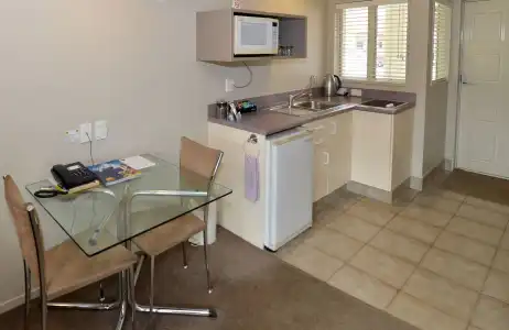 Brougham Heights Motel - 18