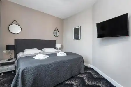 ApartEtna - 64