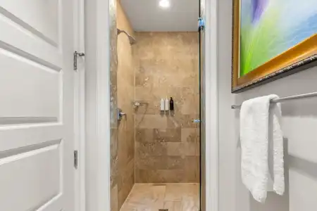 Beachside Resort & Residences - 7