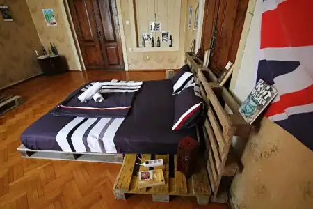 Dingo Backpackers Hostel - 0