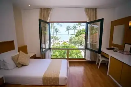 Iyara Beach & Plaza - 56