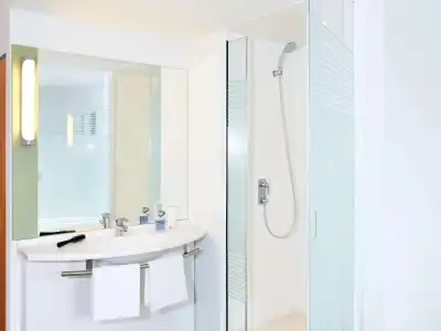 ibis budget Zurich City West - 26