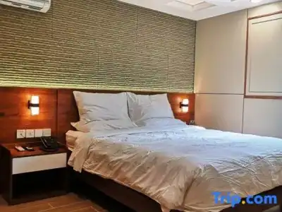 Empress HoChiMinh City - 135