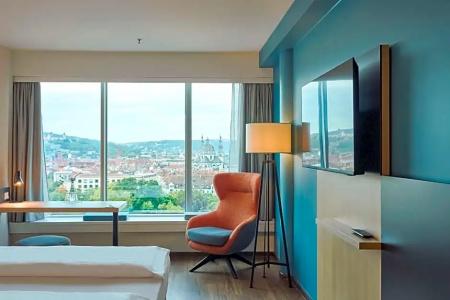 Premier Inn Wurzburg - 93